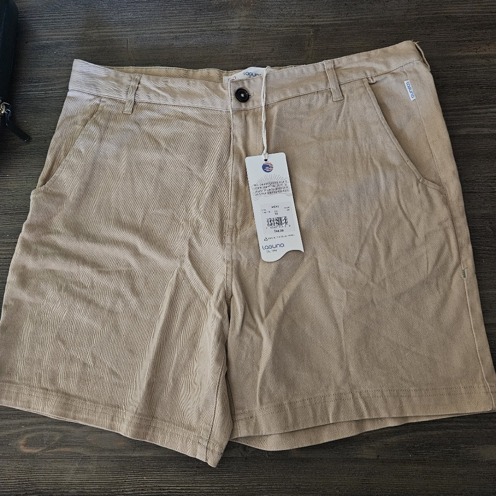 NWT Laguna Anytime Shorts Mens Khaki Pants Size 36 Tan